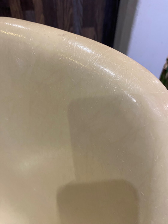 Image 1 of DSR Gebroken witte perkament stoel Eames Herman Miller Vintage