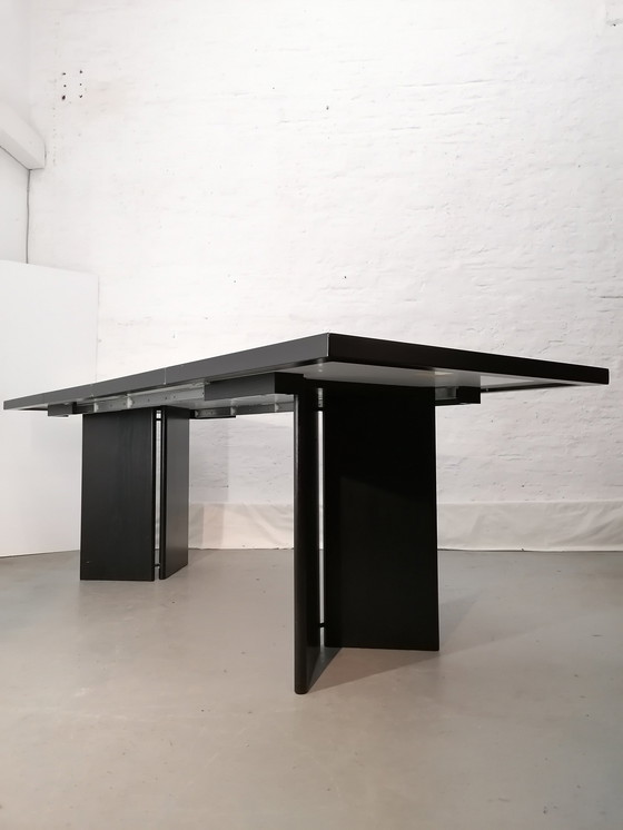 Image 1 of Postmoderne uittrekbare tafel, zwart/wit