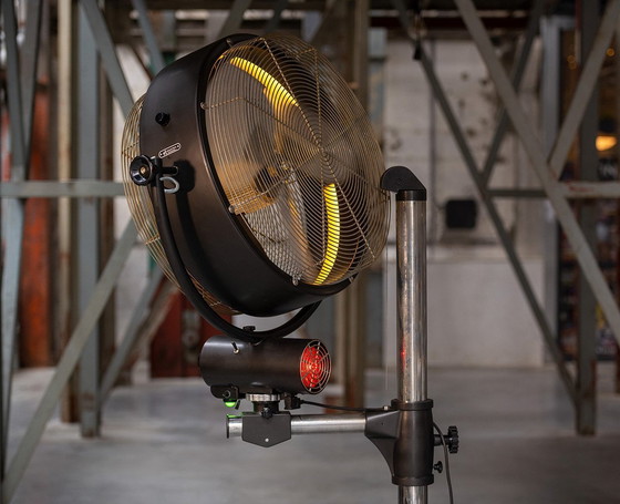 Image 1 of XXL Ventilator / Muliti-Light.