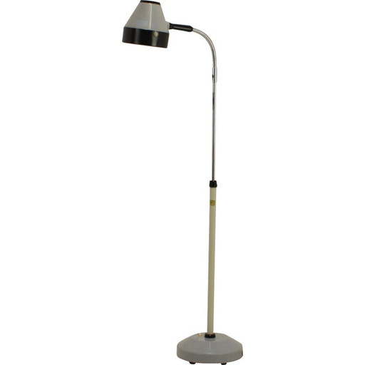 Vintage vloerlamp model B130 in kunststof en chroom, Polen 1960