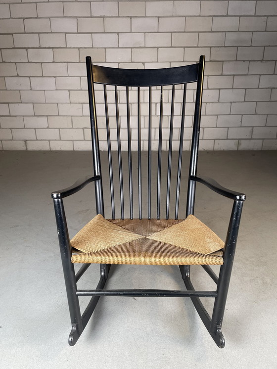 Image 1 of Vintage J16 Schommelstoel By Hans Wegner For Fdb Möbler