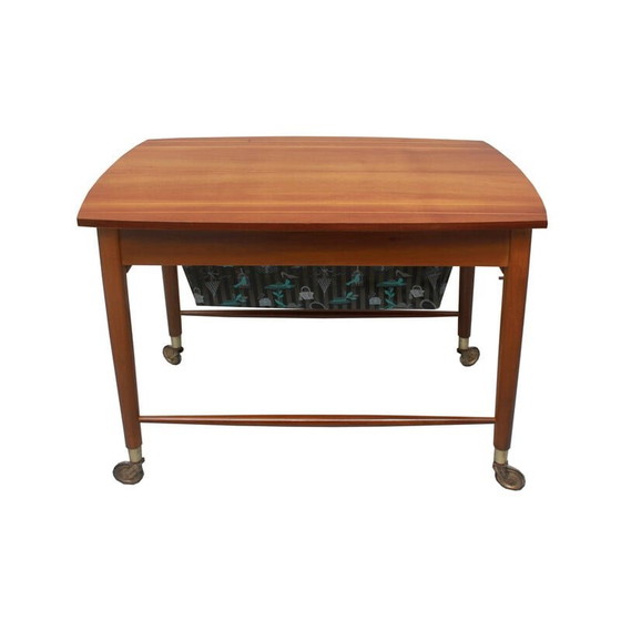 Image 1 of Vintage naaitafel van walnoot, jaren 1950
