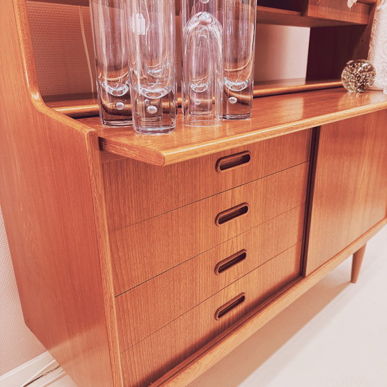 Image 1 of Mid Century Zweedse Teakhouten Highboard