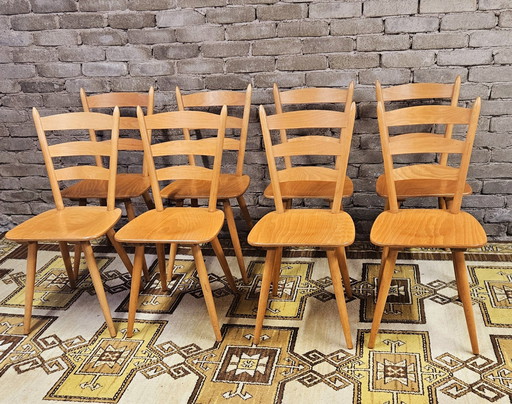 Set van 8 vintage bistrostoelen uit 1960