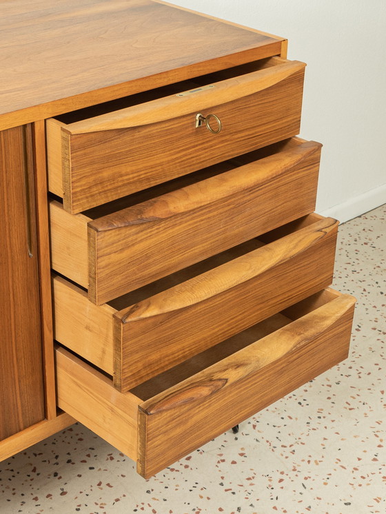 Image 1 of Dressoir uit de jaren 50