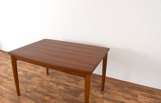 Image 1 of Mid Century Deense Teakhouten uitschuifbare eettafel, 1960S.