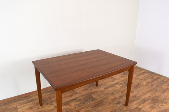 Image 1 of Mid Century Deense Teakhouten uitschuifbare eettafel, 1960S.