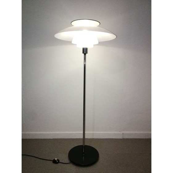 Image 1 of Vintage vloerlamp van Louis Poulsen, jaren '80