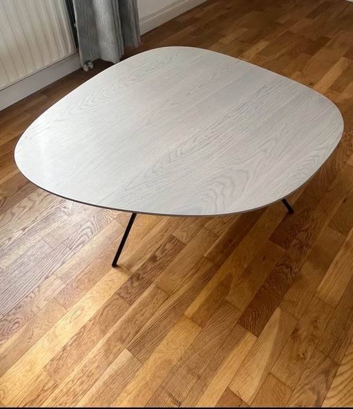 Leolux Liliom Salontafel