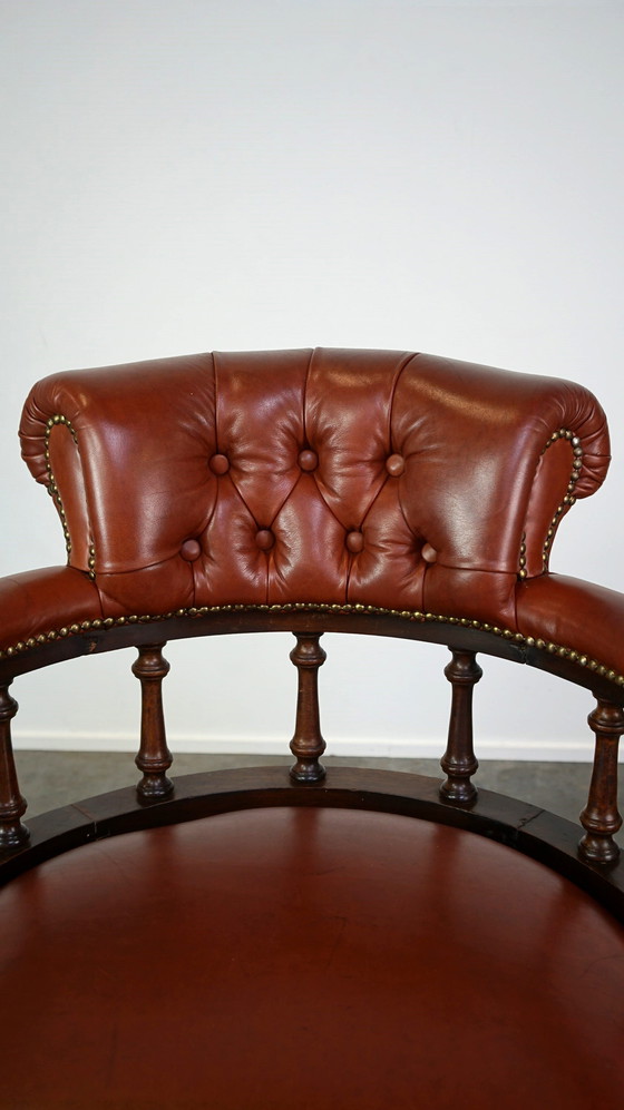 Image 1 of Bruine lederen chesterfield bureaustoel