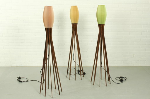 Originele Celloid Plissee Lamp (1960S) Met Houten Voet