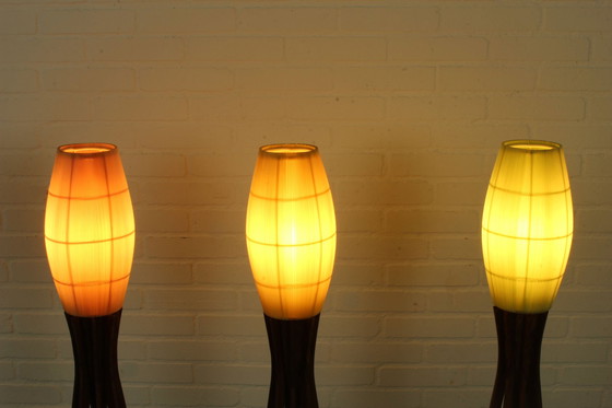 Image 1 of Originele Celloid Plissee Lamp (1960S) Met Houten Voet