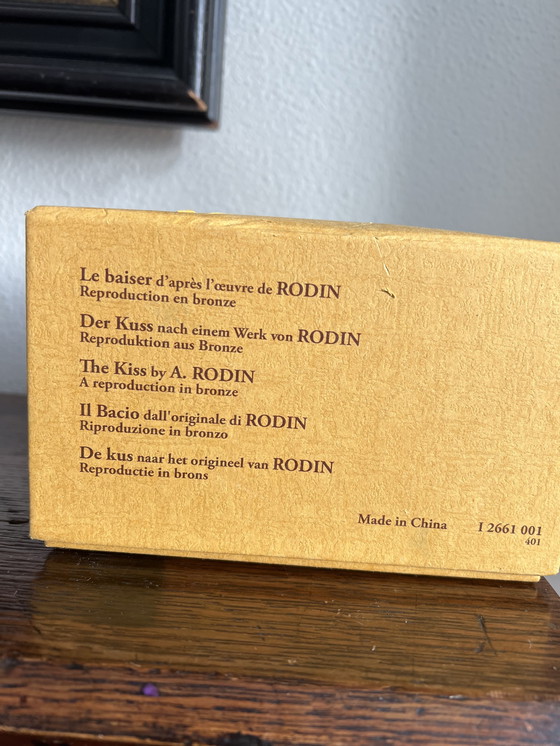 Image 1 of Naar Rodin’s “De Kus”