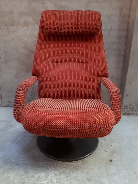 Image 1 of vintage oranje draaifauteuil