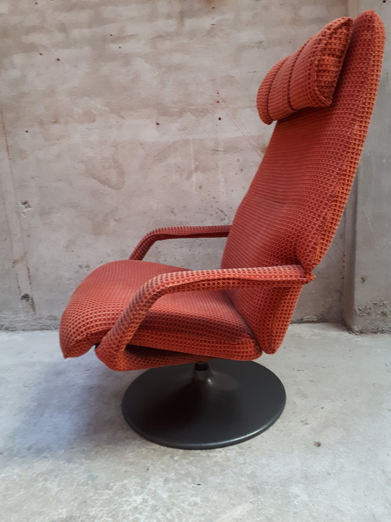 Image 1 of vintage oranje draaifauteuil