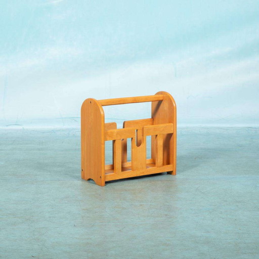 Bohemian houten lectuurmand, blond wooden magazine rack 70s