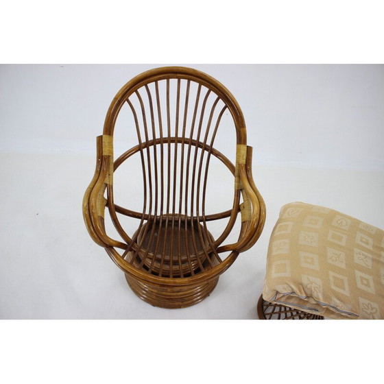 Image 1 of Vintage fauteuil met rotan kruk, Europa 1980