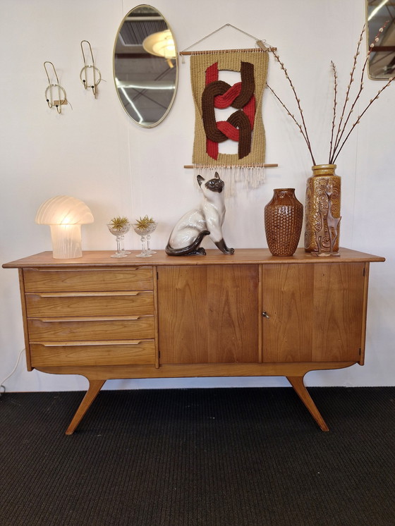 Image 1 of Vintage Dressoir Met Lades En Schuine Poten 60S