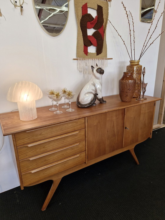 Image 1 of Vintage Dressoir Met Lades En Schuine Poten 60S