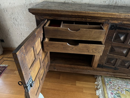 Brutalistische Eiken Kast (Dressoir)