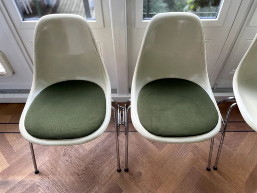 4 Eames / Herman Miller Dss Schakelbare Kuipstoelen Originele Fiberglass