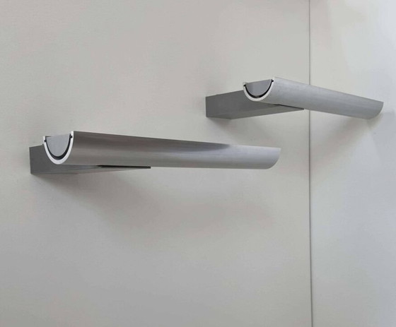 Image 1 of 2X gegoten aluminium wandlampen By Verre Lumière Studio 2065 - Frankrijk 1970