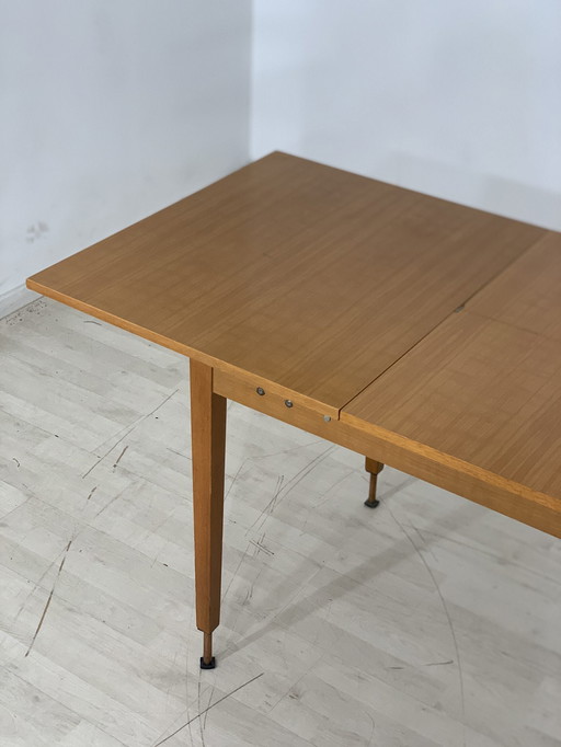 Mid Century eettafel keukentafel vintage eettafel