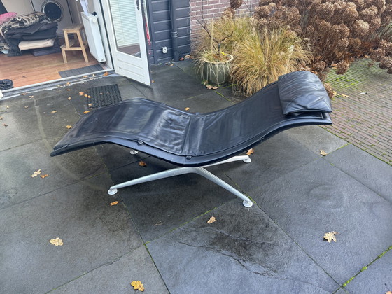 Image 1 of Poltrona Frau Recliner Met Massage Mogelijkheden.