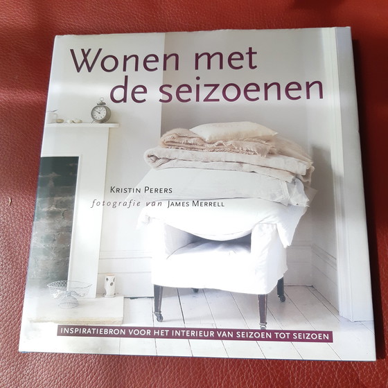 Image 1 of Wonen met de seizoenen boek