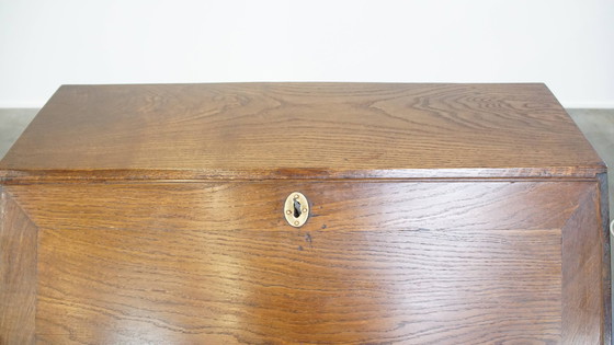 Image 1 of Eikenhouten Secretaire 