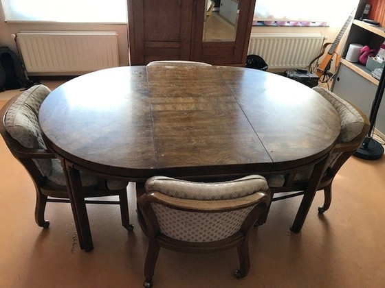 Image 1 of Drexel Heritage Ovaal/Ronde Tafel Met 4 Stoelen