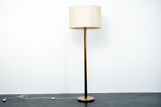 Image 1 of Duitse vintage vloerlamp in goud met grote kap & gouden details, jaren 1970