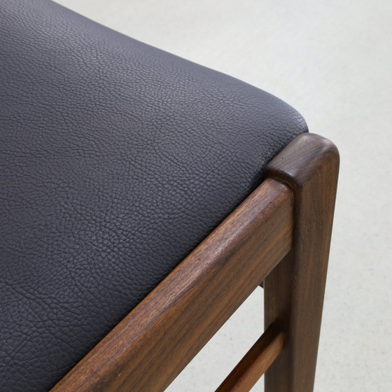 Image 1 of 4x Vintage Eetkamerstoel, 1960s Nieuw Bekleed