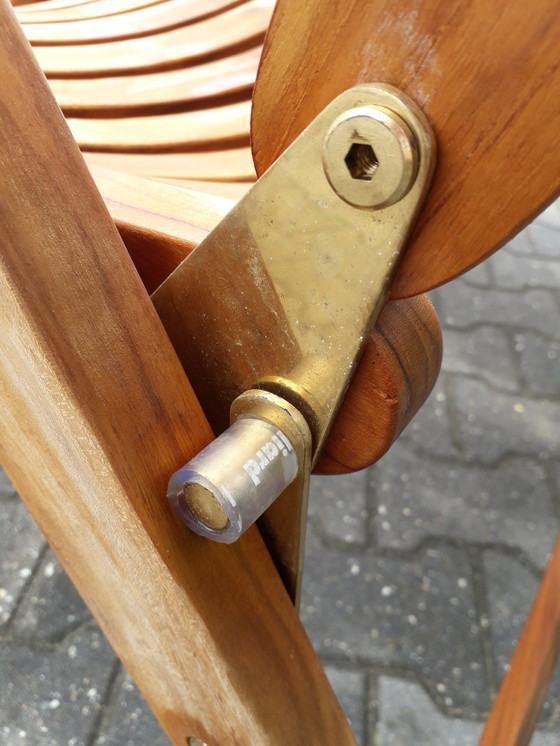 Image 1 of 2 Sunyard Corby teak standenstoelen met voetenbankjes NIEUW