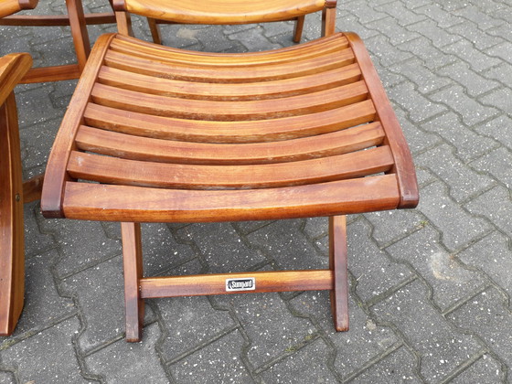 Image 1 of 2 Sunyard Corby teak standenstoelen met voetenbankjes NIEUW