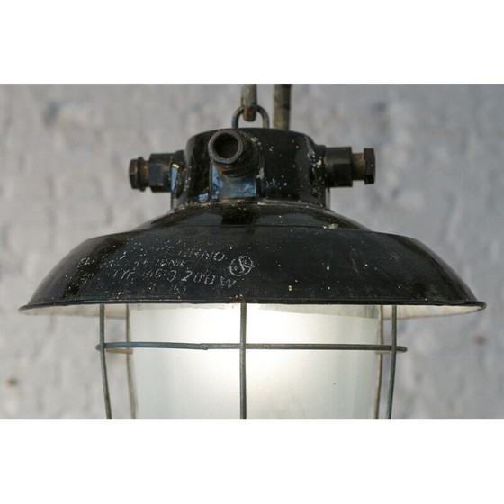 Image 1 of Vintage geëmailleerde hanglamp met glazen bol, Tsjecho-Slowakije 1950