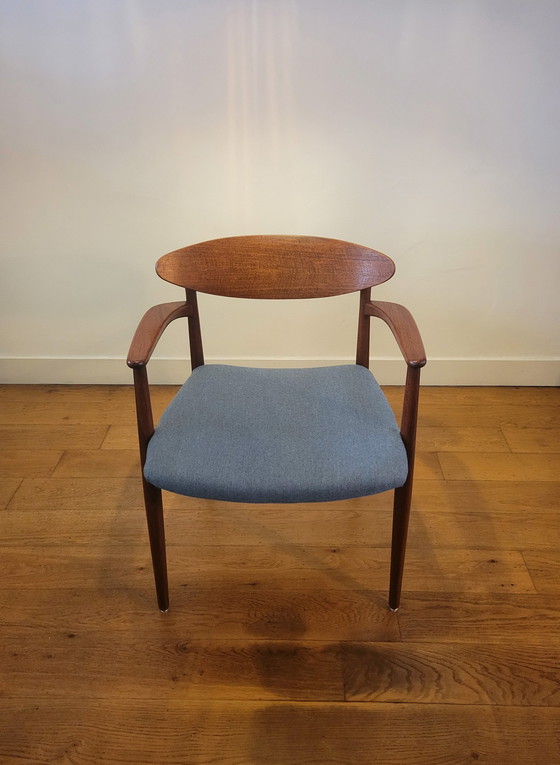 Image 1 of Set Van 2 Armstoelen Van Ejnar Larsen En Aksel Bender Madsen