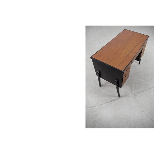 Vintage goudbruin teakhouten bureau, Zweden 1960