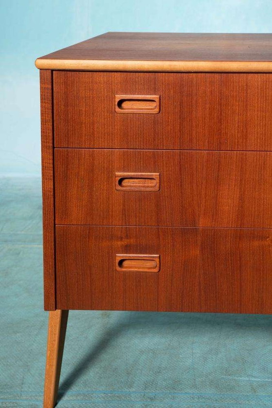 Image 1 of Vintage gerenoveerde sideboard teak, Midcentury 60s chest