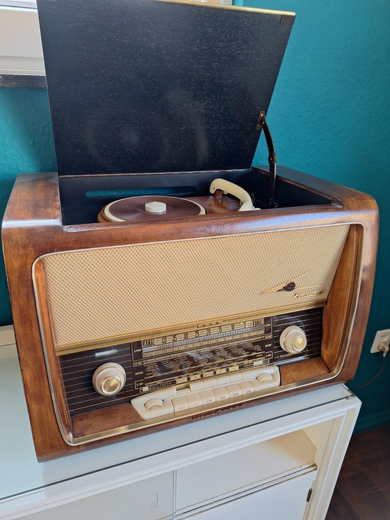 Image 1 of Loewe Opta Platenspeler Radio