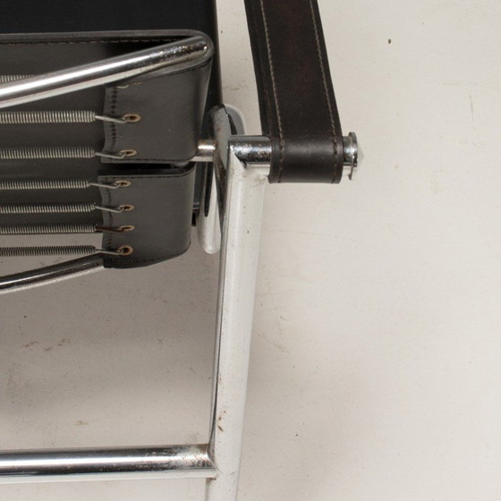 Image 1 of Vintage stalen fauteuil van Le Corbusier, Pierre Jeanneret en Charlotte Perriand voor Cassina, 1965