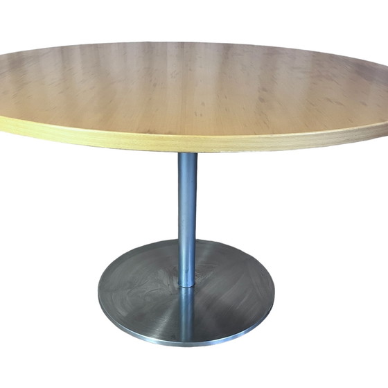 Image 1 of Ronde tafel