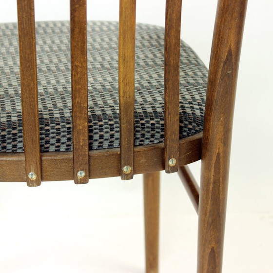 Image 1 of Set van 4 vintage eetkamerstoelen in donker eikenhout van Ton, Tsjecho-Slowakije 1960