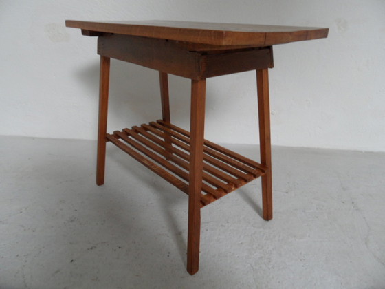 Image 1 of Vintage eiken bijzet tafel 