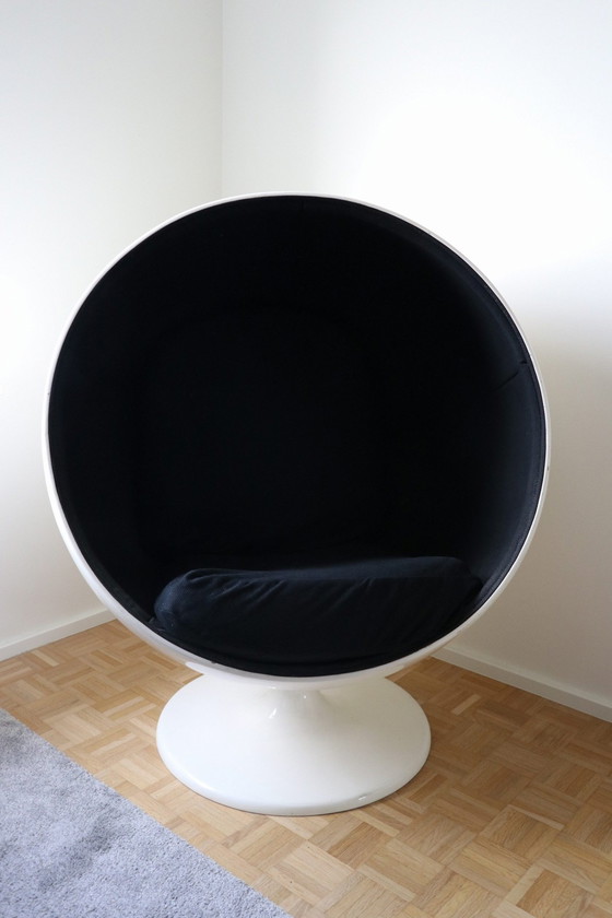 Image 1 of Vintage Ball Chair