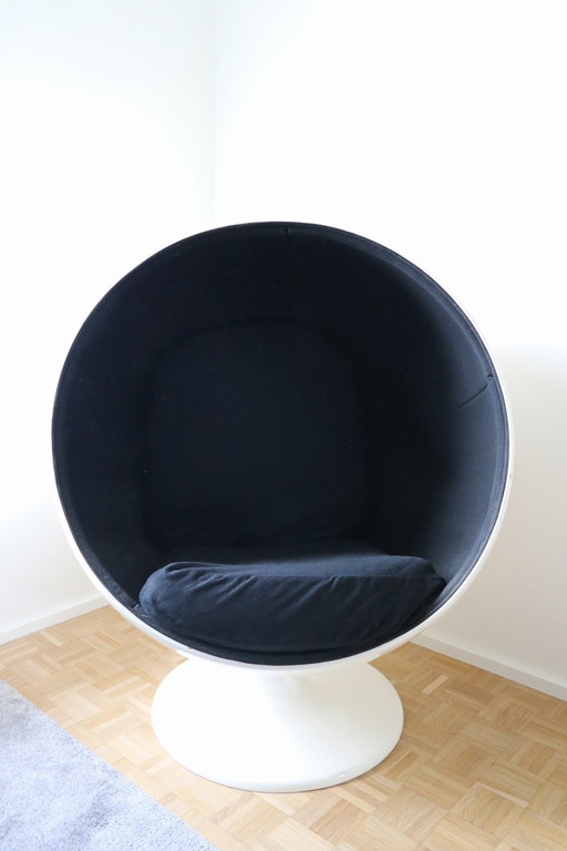 Vintage Ball Chair