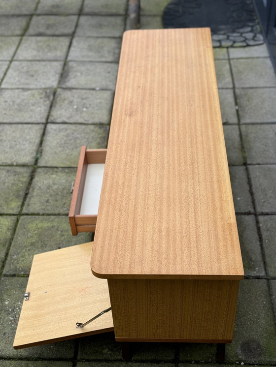 Image 1 of Vintage tweekleurig laag bord