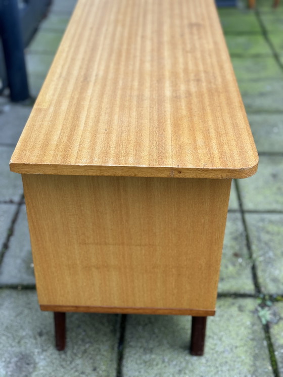 Image 1 of Vintage tweekleurig laag bord