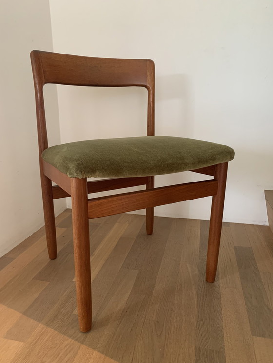 Image 1 of 6 Teakhouten stoelen van John Herbert voor A. Younger