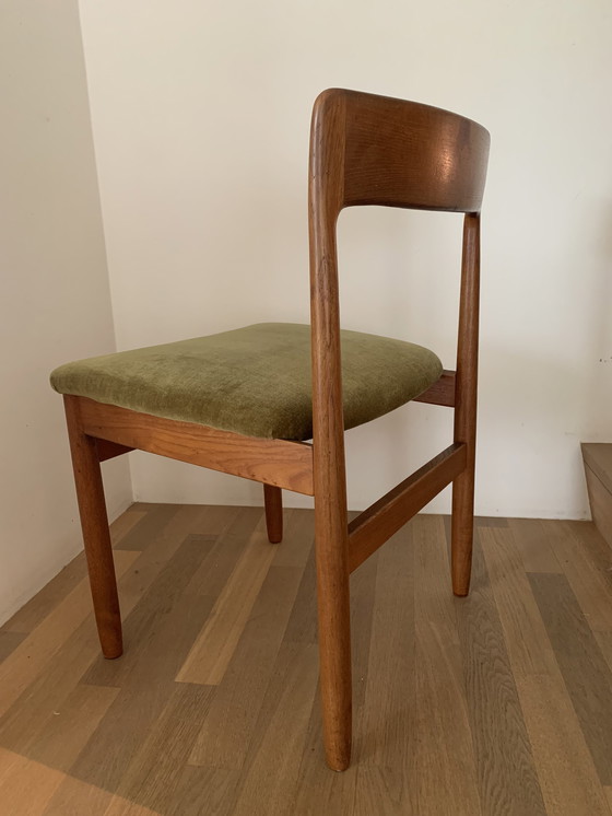 Image 1 of 6 Teakhouten stoelen van John Herbert voor A. Younger